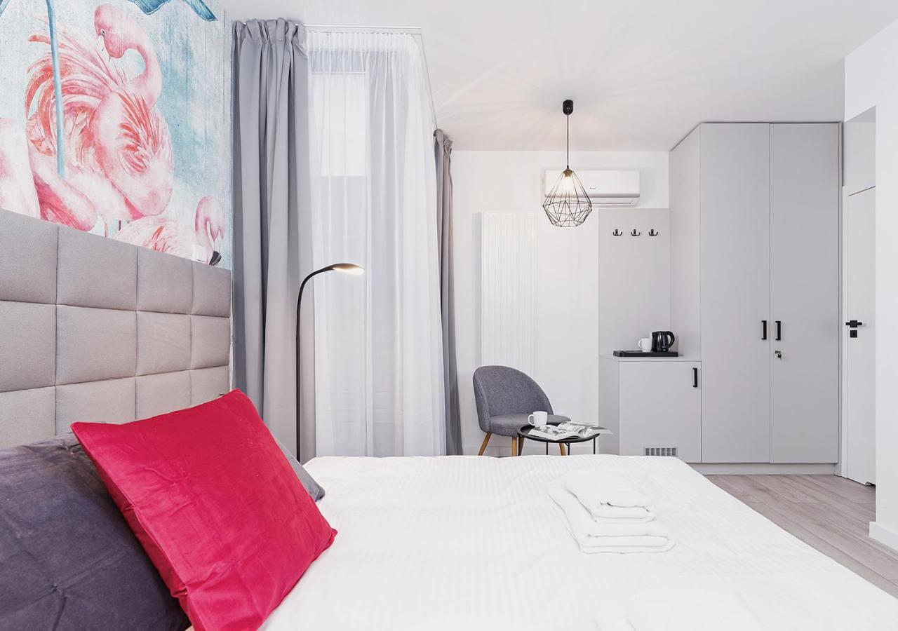 Wow! Aparthotel By Krakowmyplace Esterno foto