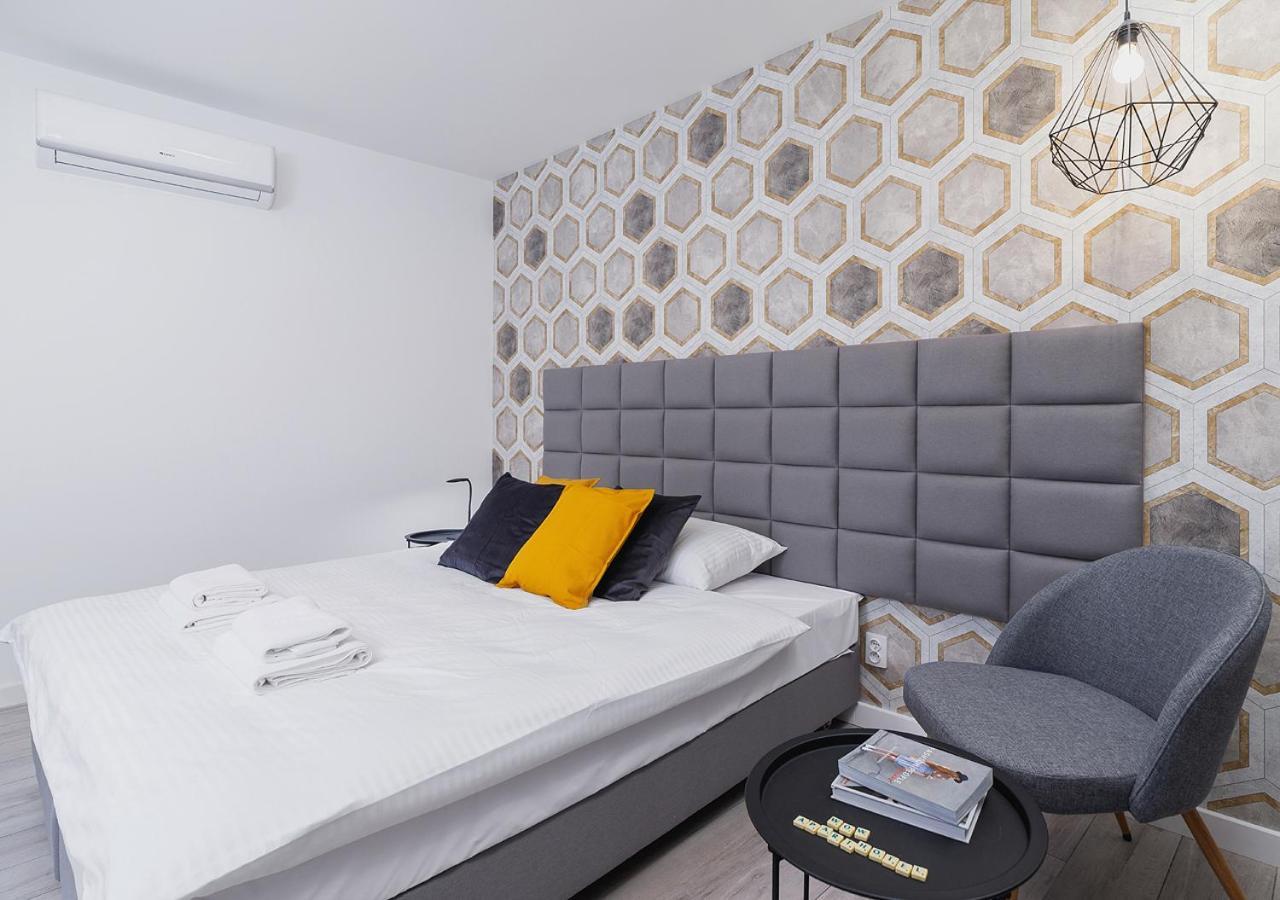 Wow! Aparthotel By Krakowmyplace Esterno foto