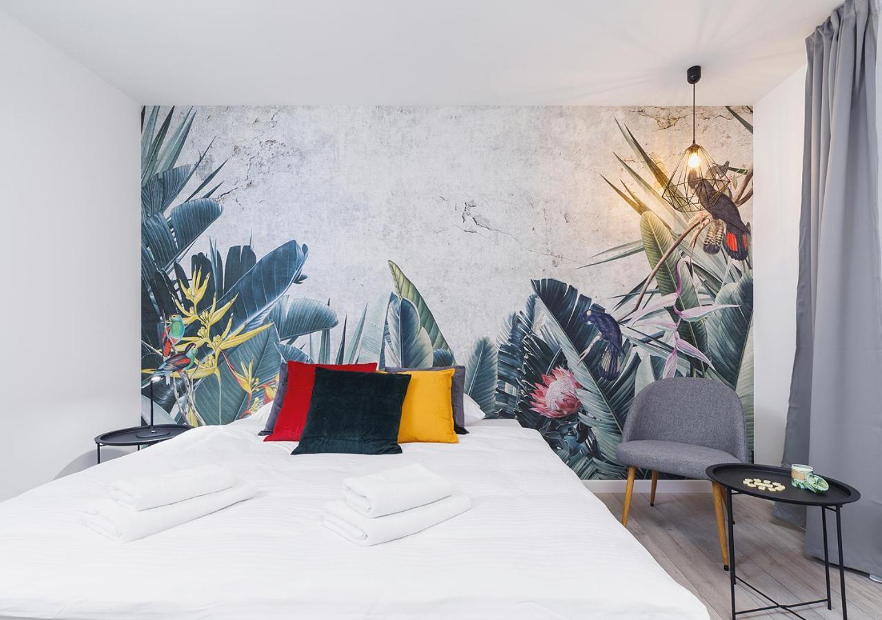 Wow! Aparthotel By Krakowmyplace Esterno foto