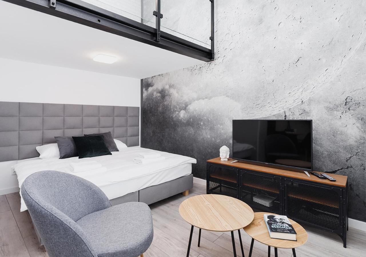Wow! Aparthotel By Krakowmyplace Esterno foto
