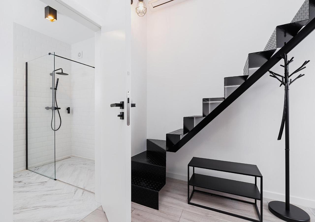 Wow! Aparthotel By Krakowmyplace Esterno foto